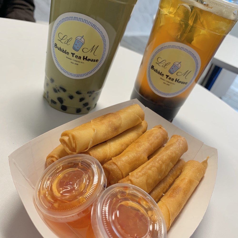 Matcha and mango tea with tapioca. Delicious shrimp rolls. Matcha and mango tea with tapioca. Delicious shrimp rolls.