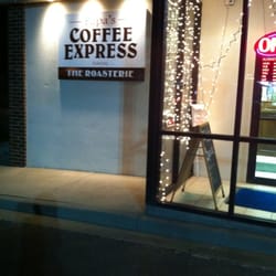 Alexander's Meeting Grounds Coffee - Awsome coffee! Mochas, lattes and cappuccino!