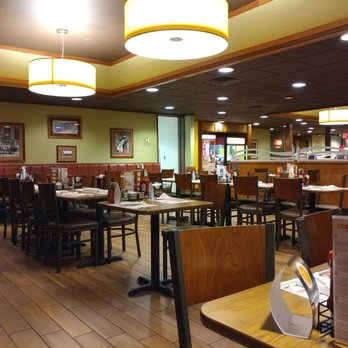 Denny's - Diners Near Me - Pewaukee, Wisconsin