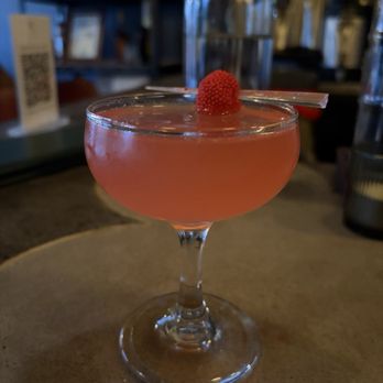 Common Good Cocktail House - rose tico conundrum - Cocktail Bars Near Me - Glen Ellyn, Illinois