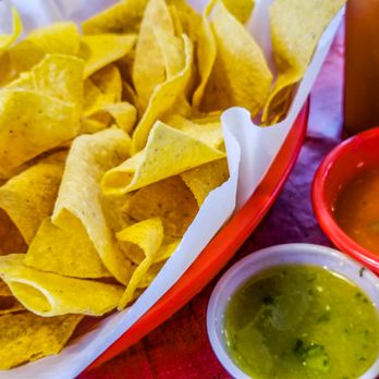 Taqueria Gallo De Jaliscos - They have a small but very decent salsa and condiments bar. You get a big basket of crunchy corn chips - perfect match! - Mexican Near Me - Liberal, Kansas Taqueria Gallo De Jaliscos - They have a small but very decent salsa and condiments bar. You get a big basket of crunchy corn chips - perfect match! - Mexican Near Me - Liberal, Kansas
