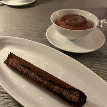 Le Jules Verne - French Near Me - Paris, 75 Le Jules Verne - French Near Me - Paris, 75