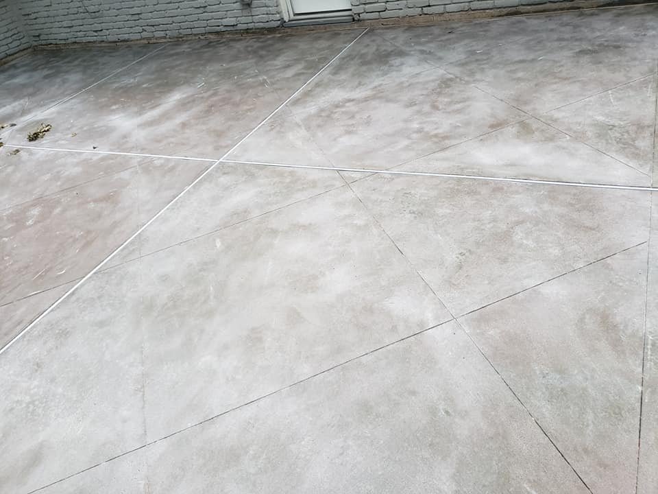 Slide of FL Constructions & Painting