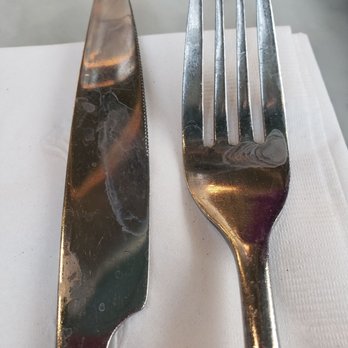 Nella Pizza e Pasta - Very dirty flatware, yuk! - Pizza Near Me - Chicago, Illinois