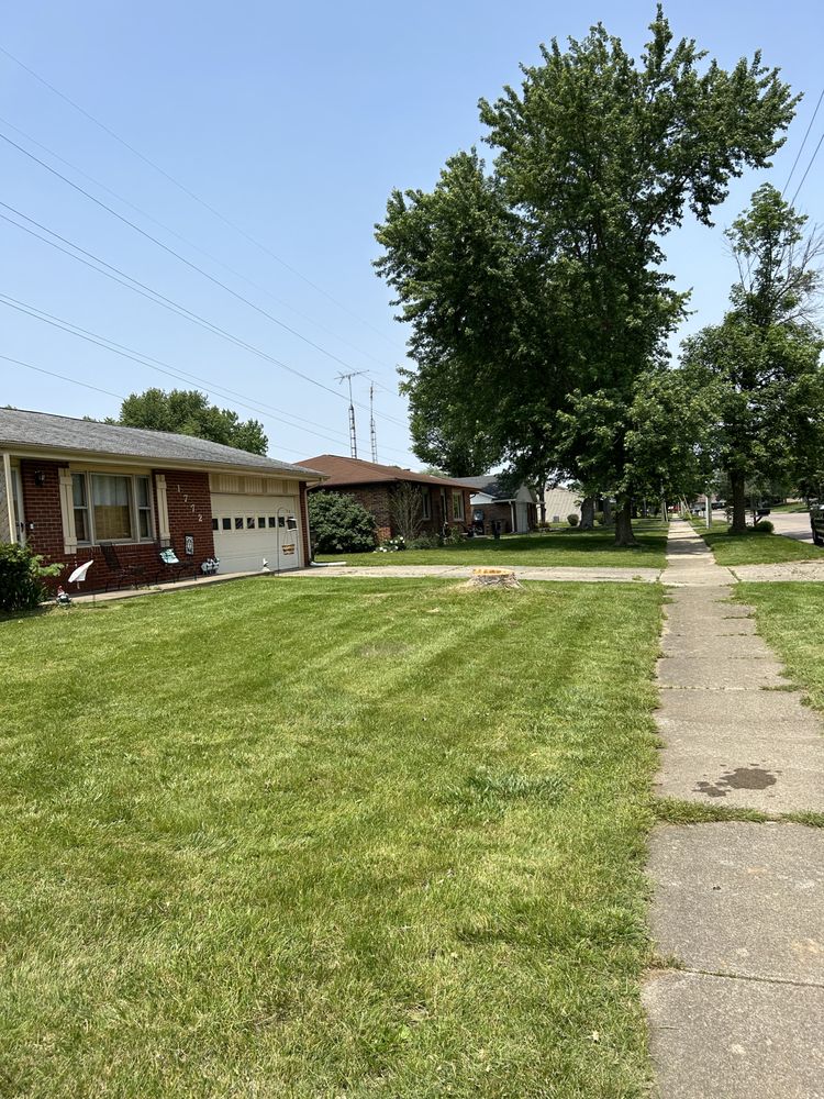 WALKERS TREE SERVICE Columbus, Indiana Tree Services Phone Number