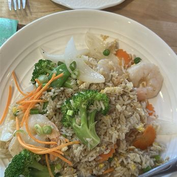 Saeng Thai House - Vegetable & Shrimp fried rice - Thai Near Me - Portland, Maine Saeng Thai House - Vegetable & Shrimp fried rice - Thai Near Me - Portland, Maine