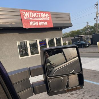 Wing Zone Hot Chicken & Wings - Outside parking lot - Chicken Wings Near Me - Indianapolis, Indiana