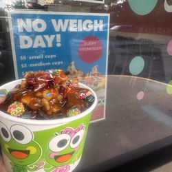 sweetFrog Premium Frozen Yogurt