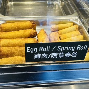 Cafe Bento - egg roll and spring roll - Food Court Near Me - Tulalip, Washington
