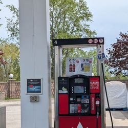 Gas pump