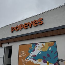 Popeyes Louisiana Kitchen - Outside
