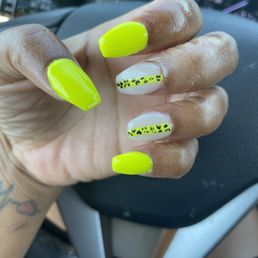 I love my nails!! I love my nails!!