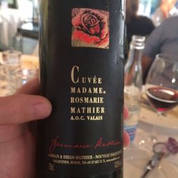 Sonne - Mit einem Wein von Rosemarie liegt man selten falsch