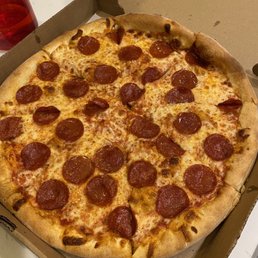 Pepperoni pizza Pepperoni pizza