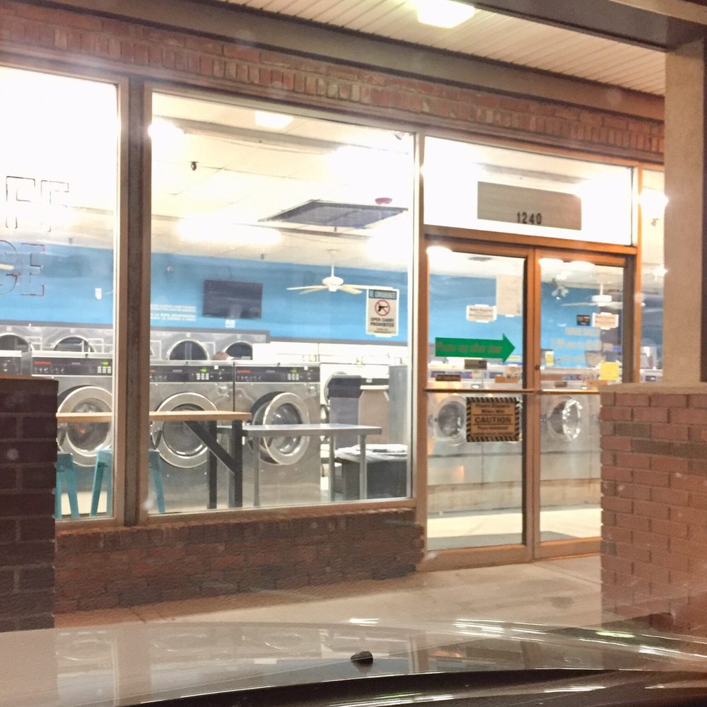 Bubble Room Coin Laundry - Store front - Laundry Services Near Me - Olathe, Kansas Bubble Room Coin Laundry - Store front - Laundry Services Near Me - Olathe, Kansas