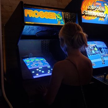 Barcade - Frogger - Bars Near Me - Brooklyn, New York