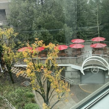 Chabot Space & Science Center - Outdoor eating area - Museums Near Me - Oakland, California Chabot Space & Science Center - Outdoor eating area - Museums Near Me - Oakland, California