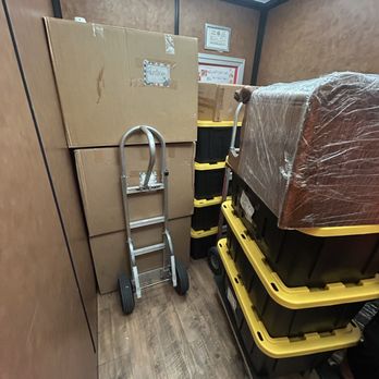 Torque Moving Service - Apartment move elevator - Movers Near Me Torque Moving Service - Apartment move elevator - Movers Near Me