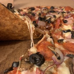 Otto Pizza & Pastry - The "lift"...not bad...not bad.... ;)