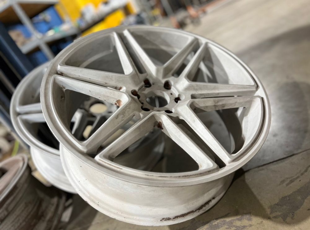 EMOTION WHEEL REPAIR & POWDER COATING 3750 Industrial Ave, Rolling