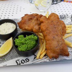 Tawerna Rybaki - Amazing and very filling fish and chips