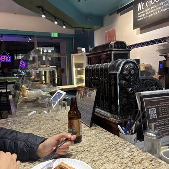 Acme Pie - Desserts Near Me - Arlington, Virginia