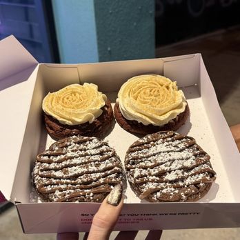 Night Owl Cookies - Dirty Diana & Red Velvet - Desserts Near Me - Miami, Florida Night Owl Cookies - Dirty Diana & Red Velvet - Desserts Near Me - Miami, Florida