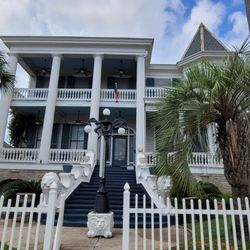 Carr Mansion