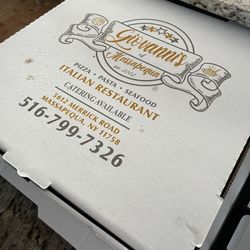 Giovanni's Pizza & Restaurant - Large 18" Pie