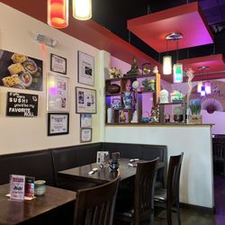 Mikura - Dining area