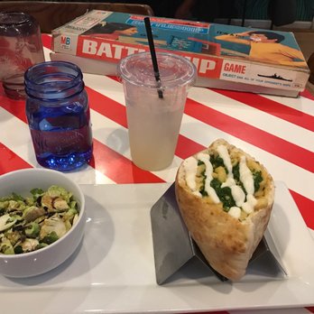 The Vegetable Hunter - Mac and cheese pita - Vegetarian Near Me - Harrisburg, Pennsylvania The Vegetable Hunter - Mac and cheese pita - Vegetarian Near Me - Harrisburg, Pennsylvania