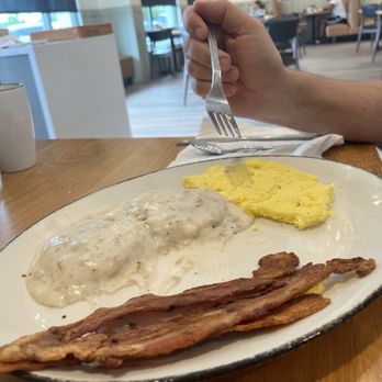 Morning Bliss - Bacon eggs and biscuits with gravy - Breakfast & Brunch Near Me - Frisco, Texas Morning Bliss - Bacon eggs and biscuits with gravy - Breakfast & Brunch Near Me - Frisco, Texas