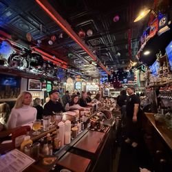 Flat Iron Tap - Cool ambiance at the bar!