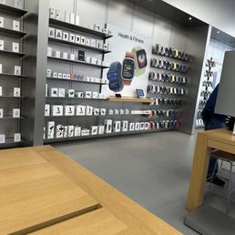 Accessories wall