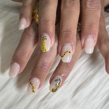 M2 Nail Lounge - Alice's art work!!! - Nail Salons Near Me - Alhambra , California