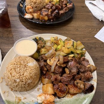 Little Tokyo - Steak & scallops - Sushi Bars Near Me - Pigeon Forge, Tennessee Little Tokyo - Steak & scallops - Sushi Bars Near Me - Pigeon Forge, Tennessee