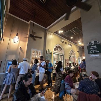 Cafe Du Monde - Inside - Cafes Near Me - New Orleans, Louisiana