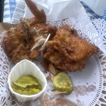 Honey's Kettle Fried Chicken - 5 Chicken Drumsticks - Southern Near Me - Culver City, California Honey's Kettle Fried Chicken - 5 Chicken Drumsticks - Southern Near Me - Culver City, California