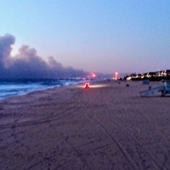 Manhattan Beach Pier - Pacific Palisades fire January 7th 2025 5:23pm - Local Flavor Near Me - Manhattan Beach, California Manhattan Beach Pier - Pacific Palisades fire January 7th 2025 5:23pm - Local Flavor Near Me - Manhattan Beach, California
