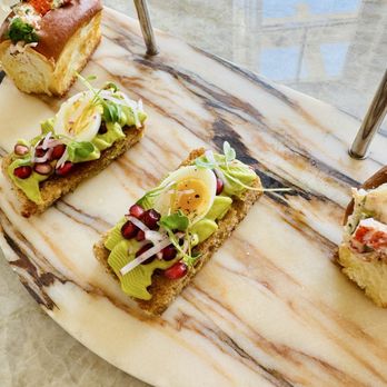 Montage Lobby Lounge - Avocado toast - Lounges Near Me - Laguna Beach, California Montage Lobby Lounge - Avocado toast - Lounges Near Me - Laguna Beach, California