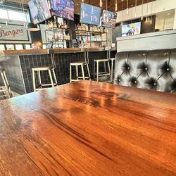 Brgr Kitchen Plus Bar - Bar area