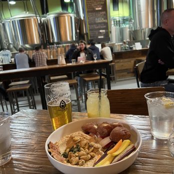Ever Grain Brewing - Hummas - Breweries Near Me - Camp Hill, Pennsylvania