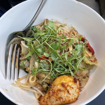 Wallflower - Kwee Tiauw Goreng - Asian Fusion Near Me - Venice, California