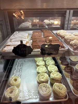 Sweetah's Gluten Free Bake Shop by null