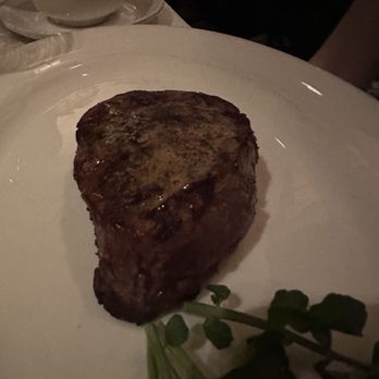 The Capital Grille - Filet Mignon 8oz - Steakhouses Near Me - Burlington, Massachusetts The Capital Grille - Filet Mignon 8oz - Steakhouses Near Me - Burlington, Massachusetts