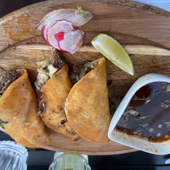 El Santo - Birria tacos - Mexican Near Me - West Hartford, Connecticut El Santo - Birria tacos - Mexican Near Me - West Hartford, Connecticut