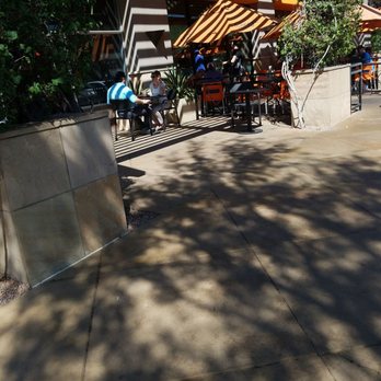 Starbucks - Coffee & Tea Near Me - Scottsdale, Arizona