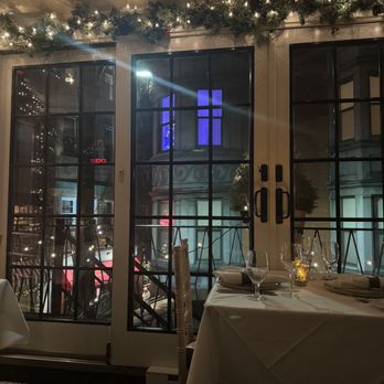 Mamma Maria - Ambiance and decor inside - Italian Near Me - Boston, Massachusetts
