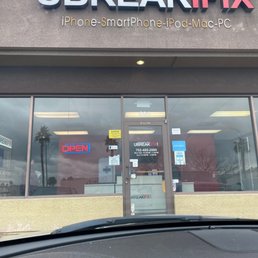 Exterior outside entrance of uBreakiFix by Asurion - Henderson, Nevada Exterior outside entrance of uBreakiFix by Asurion - Henderson, Nevada
