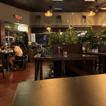 Le Emperor - Dinning room - Desserts Near Me - Cypress, Texas